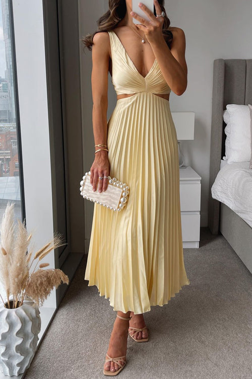 Karen™ - Neck Cut Out Pleated Maxi Dress