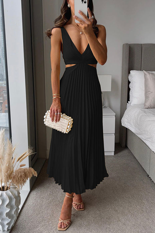 Karen™ - Neck Cut Out Pleated Maxi Dress