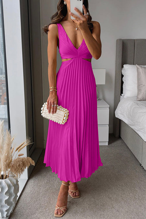 Karen™ - Neck Cut Out Pleated Maxi Dress